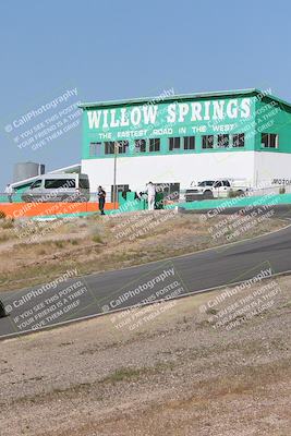 media/Apr-20-2025-AHRMA (Sun) [[393a79c373]]/Race/Group 11 early race/Turn 4b/